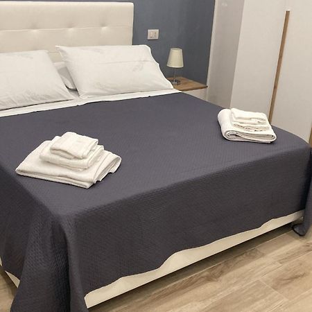 Goldenhouse Hotell Napoli Eksteriør bilde