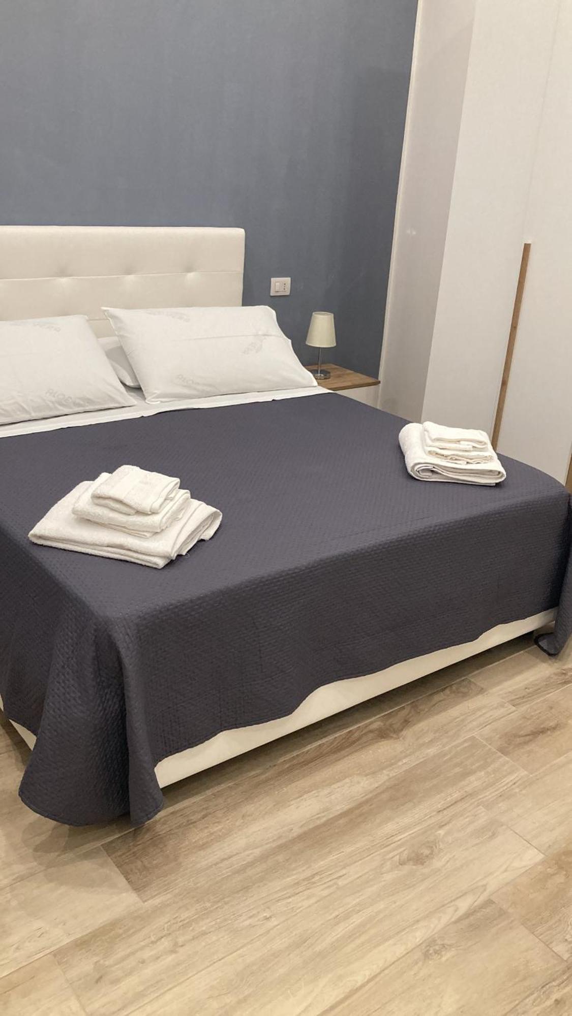 Goldenhouse Hotell Napoli Eksteriør bilde